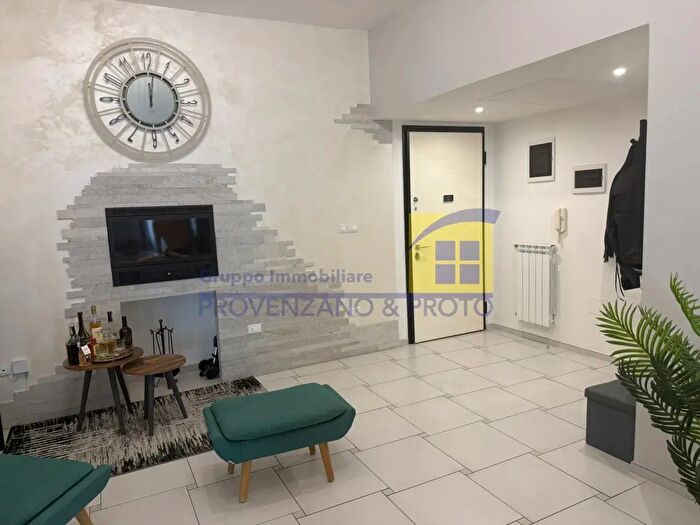 Appartamento trilocale in vendita in Viale Aldo Moro, Brindisi