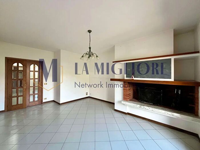 Appartamento con 5 locali in vendita in Montemurlo