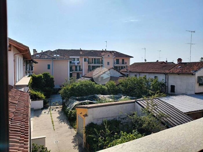 Appartamento monolocale in affitto in VIA ROMA, Centro, Trinità