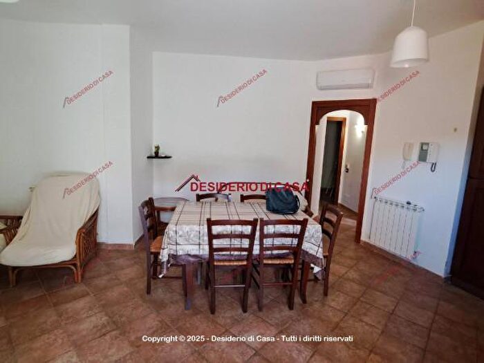 Casa trilocale in vendita in Contrada Pistavecchia, Campofelice Di Roccella