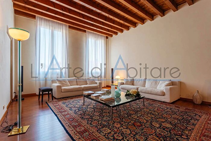 Appartamento quadrilocale in vendita in Padova, Padova