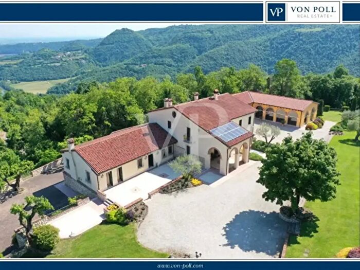 Casa con 6 locali in vendita in Via Zambalda, Arcugnano