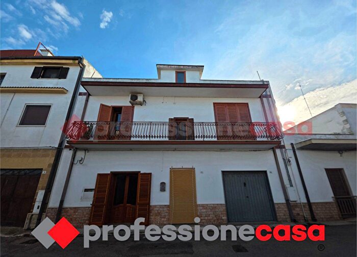 Appartamento quadrilocale in vendita in Via Alcide De Gaspari, Faggiano