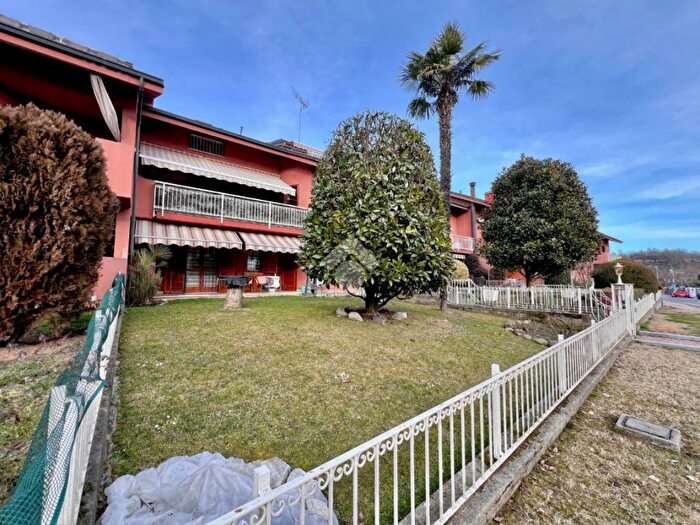 Appartamento con 5 locali in affitto in Via Seglie, Centro, Castelnuovo Don Bosco