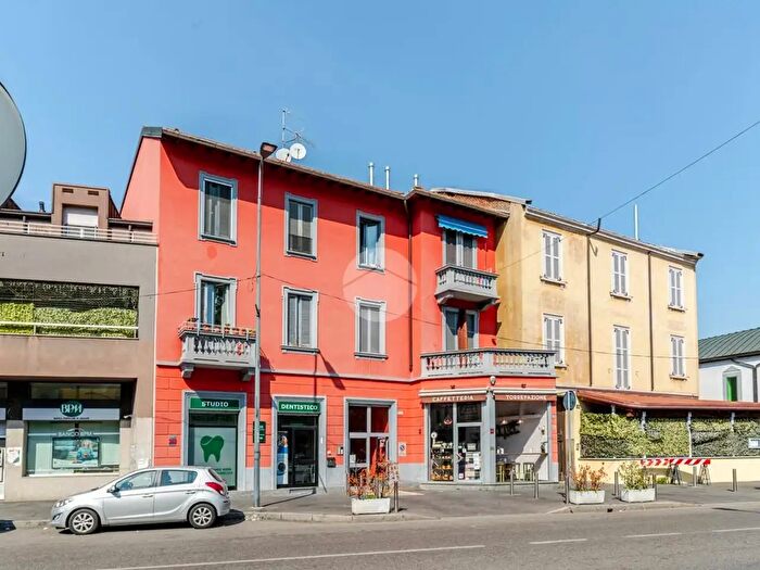 Appartamento bilocale in vendita in Via delle Forze Armate, Milano