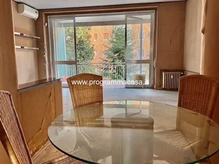Appartamento quadrilocale in vendita in Via Basilicata, Segrate