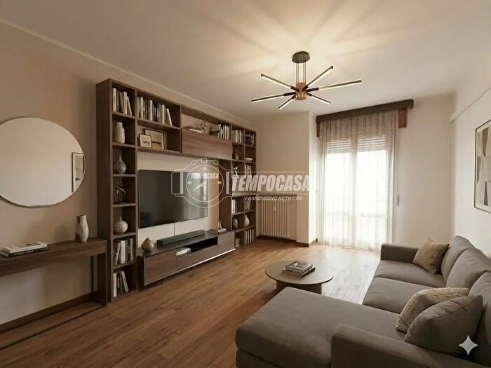 Appartamento con 6 locali in vendita in Via Eleonora Duse, Jesolo