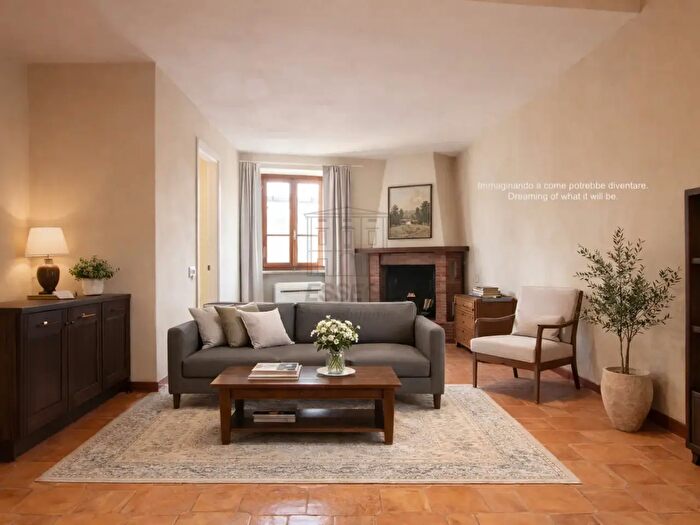 Appartamento con 6 locali in vendita in Via Fillungo, Lucca