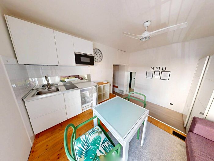 Appartamento monolocale in affitto in Via Poggibonsi, Gambara, Milano