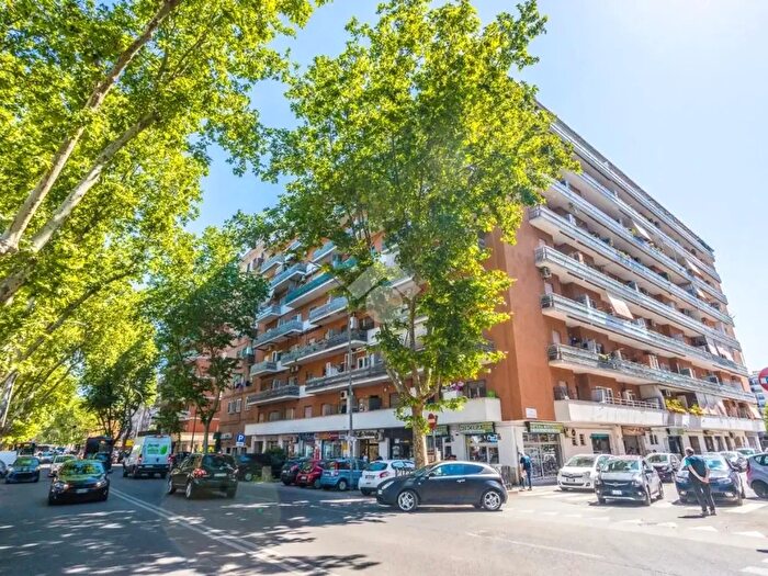 Appartamento bilocale in vendita in Via Città di Prato, Roma