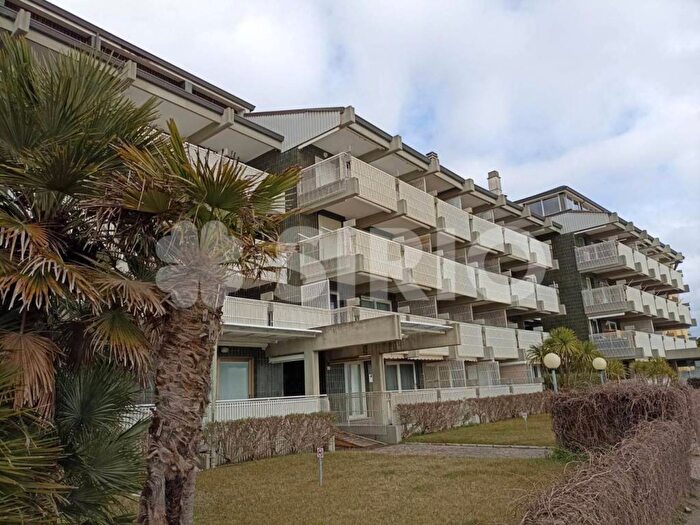 Appartamento trilocale in affitto in Lungomare Trieste, Centro, Lignano Sabbiadoro