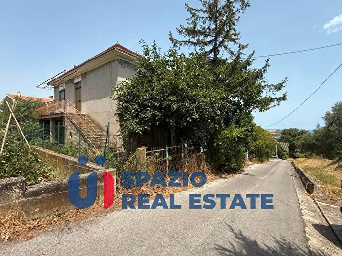Casa con 10 locali in vendita in Strada Fonte del Lupo, Citta' Sant'Angelo