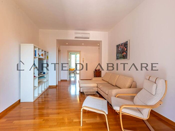 Appartamento quadrilocale in affitto in Lungadige Giacomo Matteotti, Borgo Trento, Verona