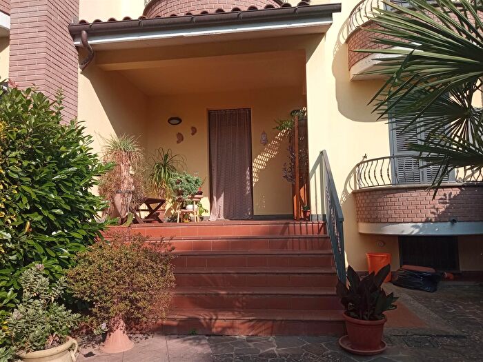 Appartamento con 5 locali in vendita in Vetralla