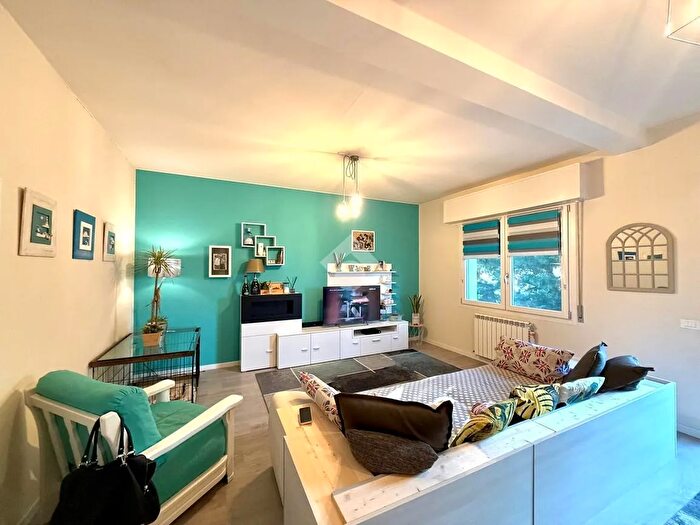 Appartamento quadrilocale in vendita in Ss Via Emilia, Cadeo