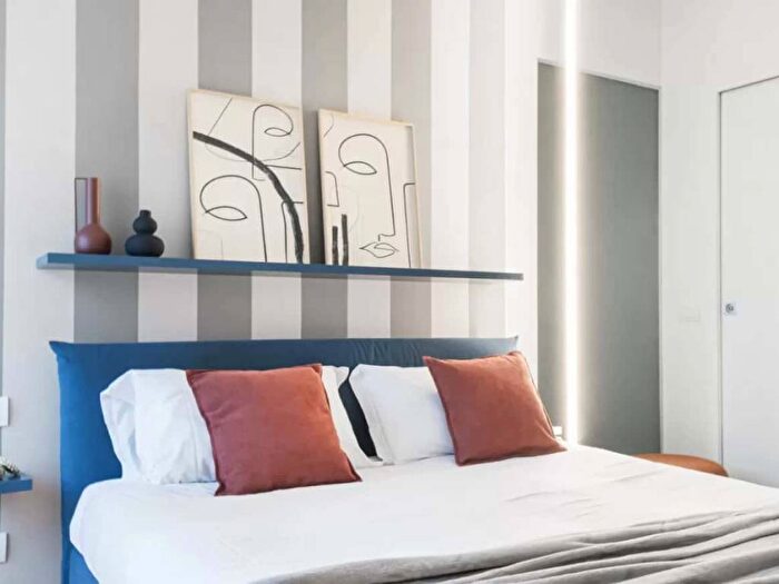 Appartamento bilocale in affitto in Via Guglielmo Röntgen, Bocconi, Milano