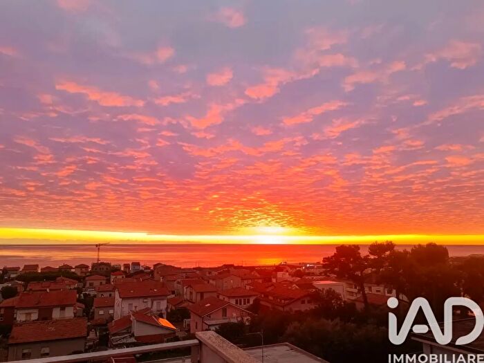 Appartamento con 5 locali in vendita in Via Leopoldo Ori, Civitanova Marche