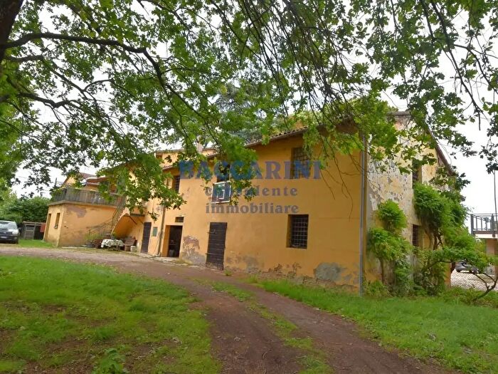 Casa con 8 locali in vendita in Via Colombara, Solarolo