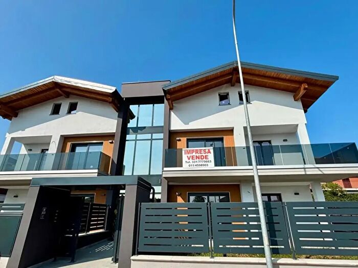 Appartamento con 5 locali in vendita in Via Moriondo, Rivalta Di Torino