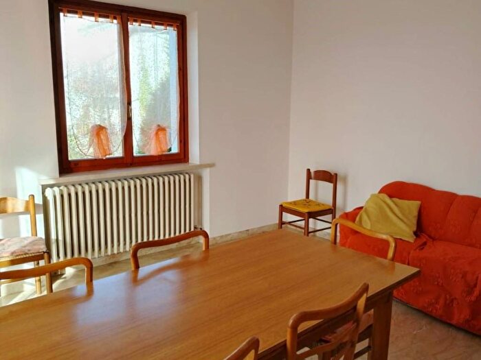 Appartamento con 5 locali in affitto in Via Salita Cornale, Centro, Bosco Chiesanuova