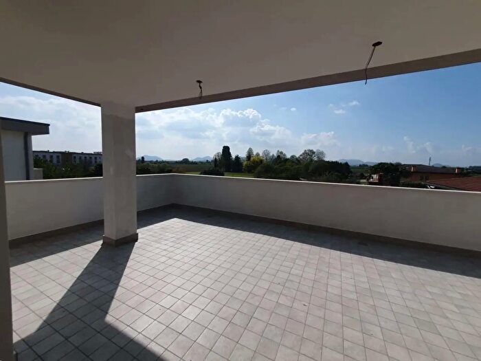 Appartamento quadrilocale in vendita in Masera Di Padova