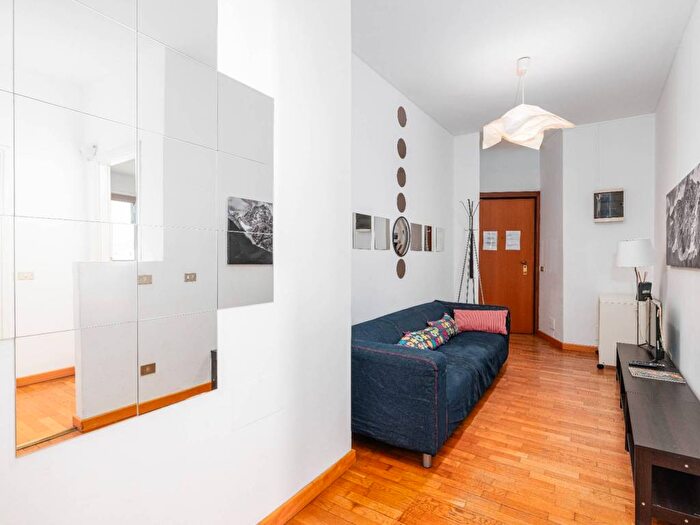 Appartamento quadrilocale in affitto in Via Giuseppe Ripamonti, Ripamonti Fondazione Prada, Milano