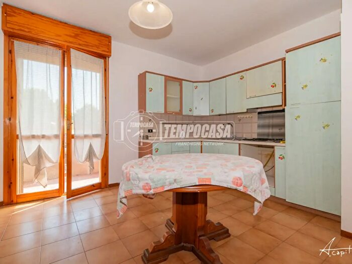 Appartamento trilocale in vendita in Via Caduti, Soliera