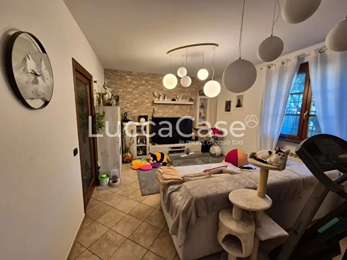 Casa quadrilocale in vendita in Capannori