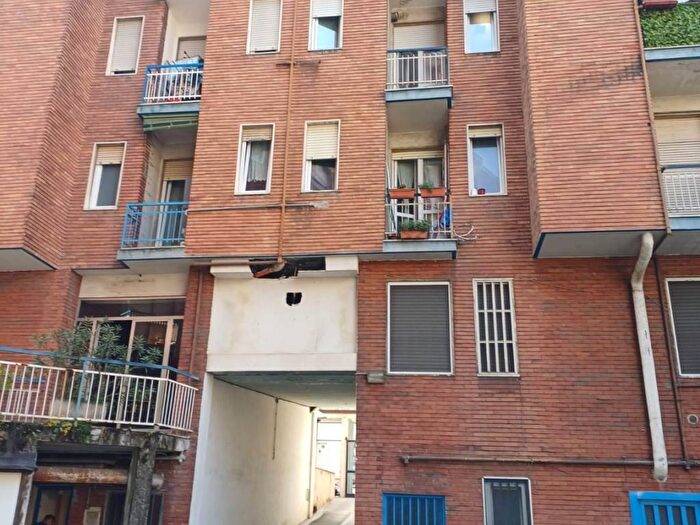 Appartamento monolocale in affitto in Via Ambrogio Binda, Barona, Milano