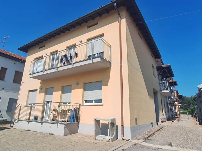 Appartamento bilocale in affitto in Via Olgelasca, Olgelasca, Brenna