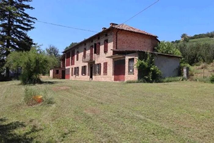 Casa quadrilocale in vendita in Costigliole dAsti Asti, Costigliole DAsti