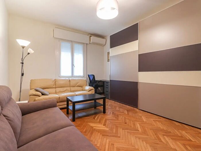 Appartamento quadrilocale in vendita in Piazza VII Novembre, Bologna