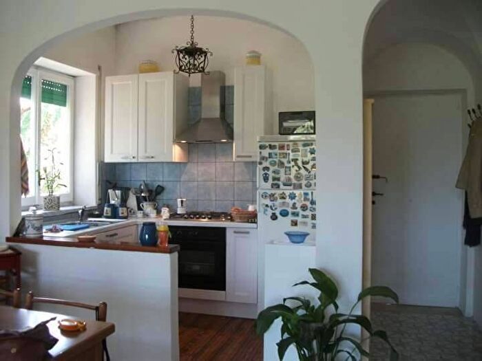 Appartamento trilocale in affitto in Via Damecuta, Anacapri