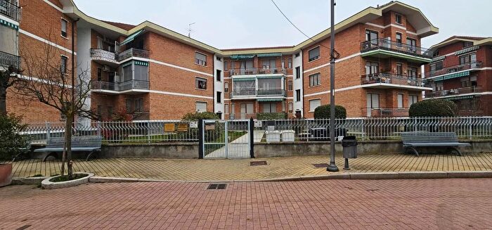 Appartamento trilocale in vendita in Via Ugo Foscolo Candiolo, Candiolo