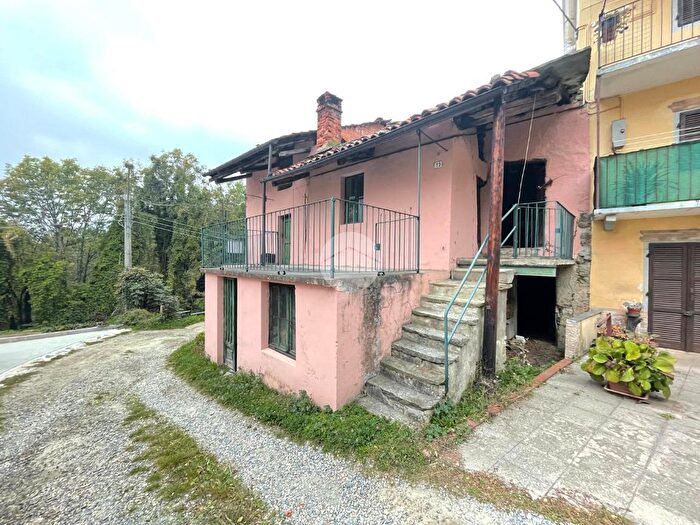 Casa con 6 locali in vendita in Borgata Modoprato, Valgioie