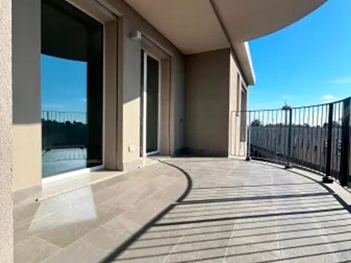 Appartamento trilocale in vendita in Via Aldo Moro, Burago Di Molgora