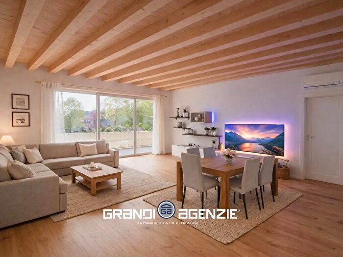 Appartamento trilocale in vendita in Via Ospedale Provinciale, Treviso