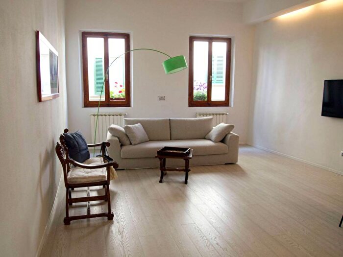 Appartamento bilocale in affitto in Piazza dei Ciompi, Sant'Ambrogio, Firenze