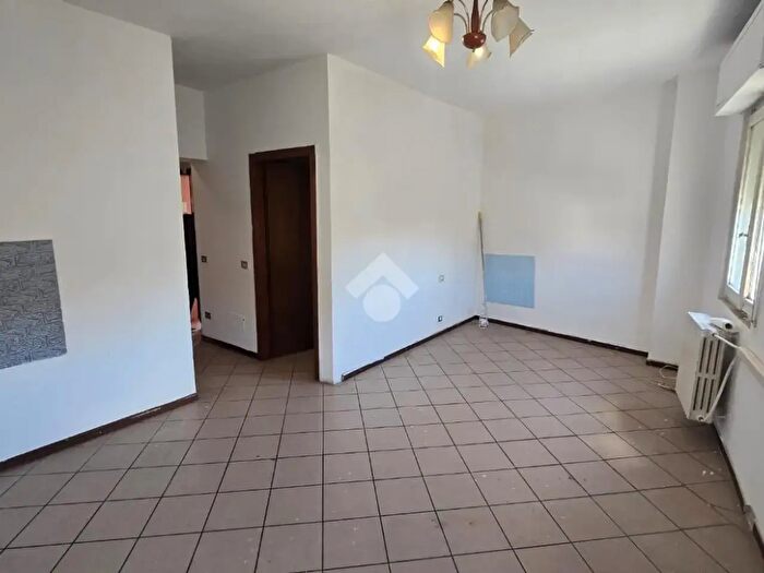 Appartamento trilocale in vendita in Via Trento, Covo