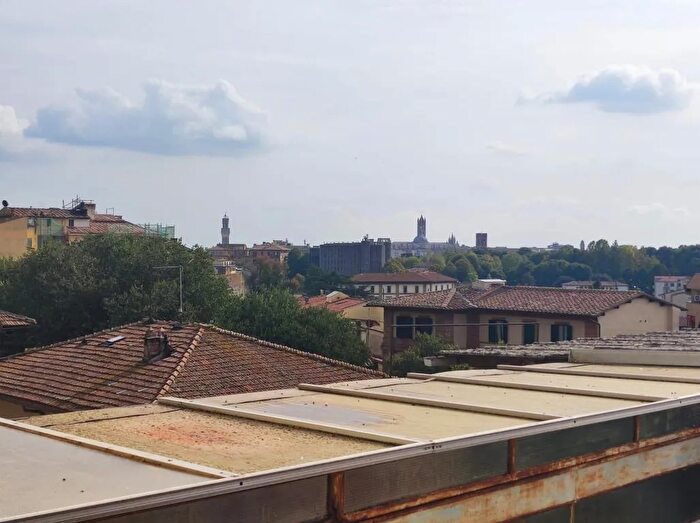 Appartamento con 6 locali in vendita in Siena