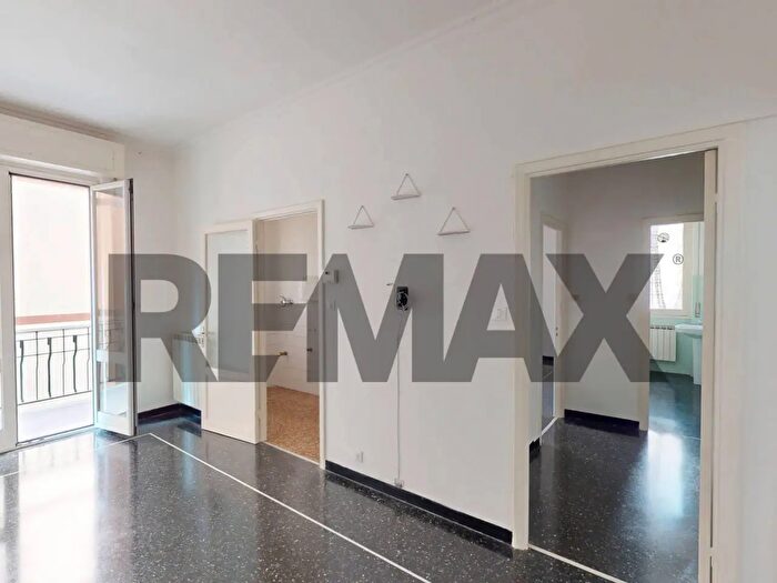 Appartamento con 5 locali in vendita in Via De Gasperi, Campomorone