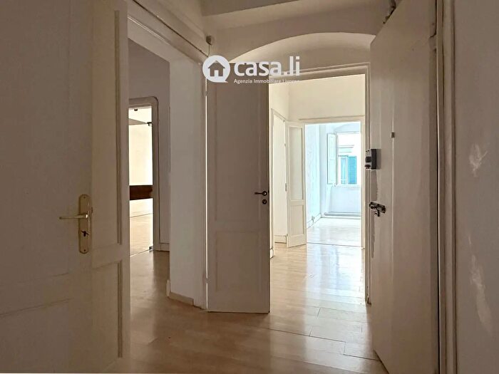 Appartamento trilocale in vendita in Via Borra, Livorno