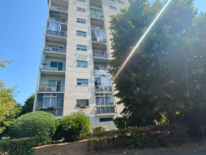 Appartamento con 5 locali in vendita in Via degli Ulivi, Torino