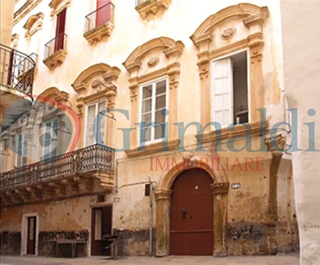 Appartamento quadrilocale in vendita in Via Carlo Micetti, Gallipoli