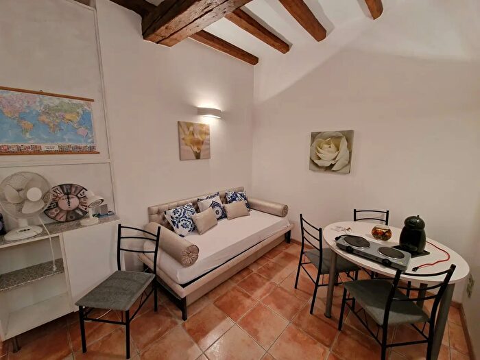 Appartamento monolocale in affitto in Como