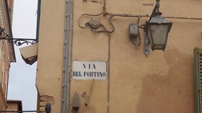 Appartamento quadrilocale in vendita in Via dei Telari, Jesi