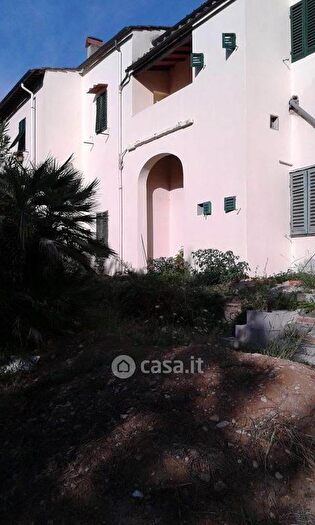 Appartamento trilocale in vendita in Firenze