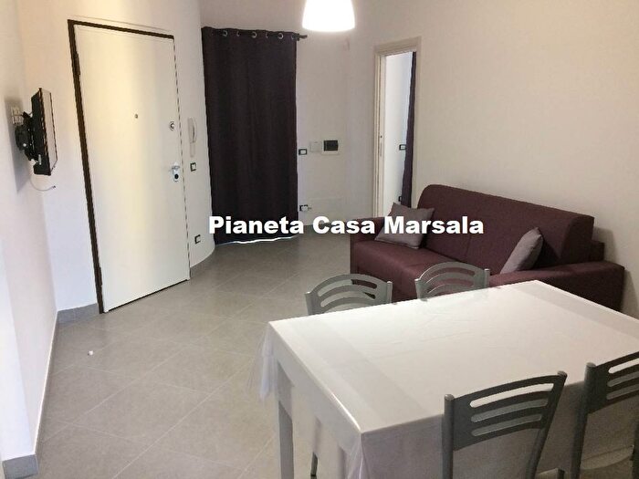 Appartamento trilocale in affitto in Viale Whitaker, Stagnone, Marsala