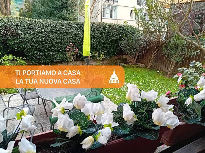 Appartamento quadrilocale in affitto in Via Val Poschiavina, San Siro, Milano