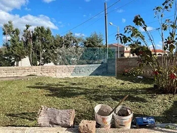 Casa con 14 locali in vendita in Melilli